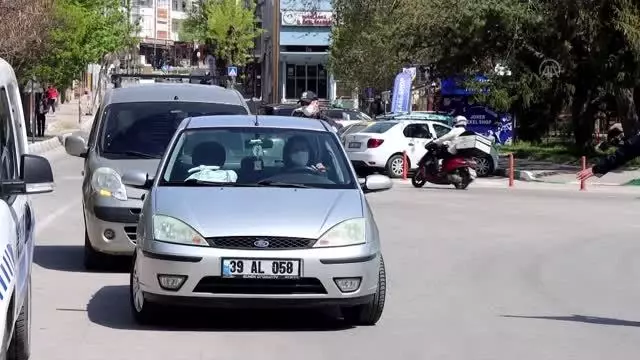 KIRKLARELİ - Trakya'da 'tam kapanma' nedeniyle denetimler arttırıldı KIRKLARELİ - Trakya'da 'tam kapanma' nedeniyle denetimler arttırıldı