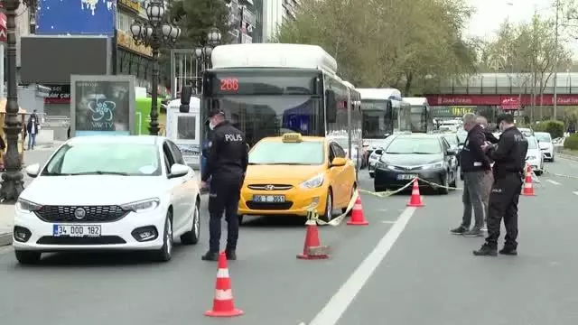 Kızılay Meydanı'nda trafik denetimi (2) Kızılay Meydanı'nda trafik denetimi (2)
