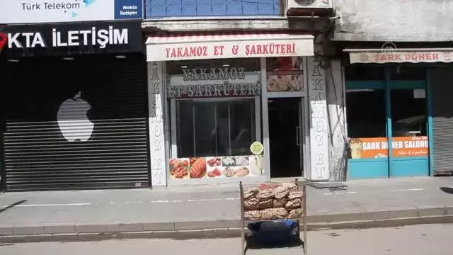 Malazgirt'te 'tam kapanma' ile sessizlik hakim oldu Malazgirt'te 'tam kapanma' ile sessizlik hakim oldu