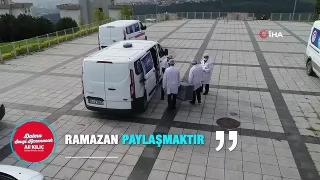 Maltepe'de aylık 75 bin kişiye iftar yemeği Maltepe'de aylık 75 bin kişiye iftar yemeği