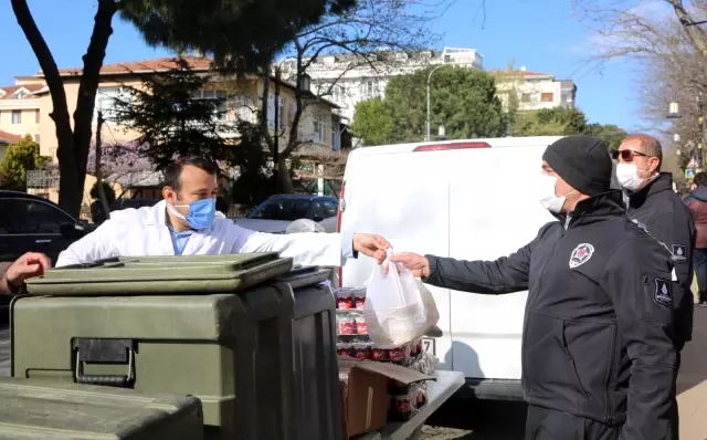 Maltepe'de aylık 75 bin kişiye iftar yemeği Maltepe'de aylık 75 bin kişiye iftar yemeği