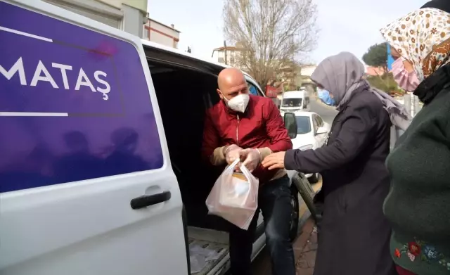 Maltepe'de aylık 75 bin kişiye iftar yemeği Maltepe'de aylık 75 bin kişiye iftar yemeği