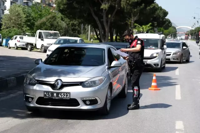 Manisa'da tam kapanma denetimi Manisa'da tam kapanma denetimi