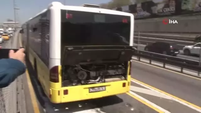 Son dakika: Merter'de boş giden metrobüsün motor kısmında bilinmeyen bir nedenle yangın çıktı. Yangın itfaiye ekipleri tarafından kısa sürede söndürüldü. Son dakika: Merter'de boş giden metrobüsün motor kısmında bilinmeyen bir nedenle yangın çıktı. Yangın itfaiye ekipleri tarafından kısa sürede söndürüldü.