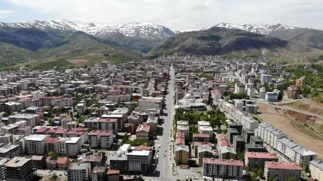 Muş'ta tam kapanma sessizliği Muş'ta tam kapanma sessizliği