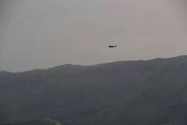 'Pençe' ve 'Eren' operasyonlarının sürdüğü Şırnak'ta askeri hareketlilik: Teröristlere ait hedefler ateş altına alındı 'Pençe' ve 'Eren' operasyonlarının sürdüğü Şırnak'ta askeri hareketlilik: Teröristlere ait hedefler ateş altına alındı