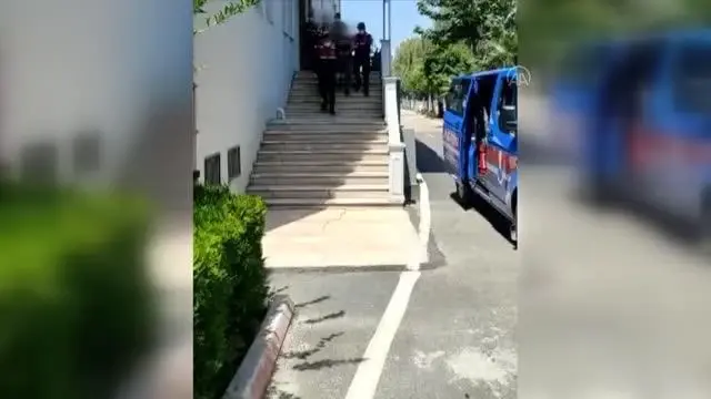 PKK/KCK propagandası yaptıkları ileri sürülen iki zanlı yakalandı PKK/KCK propagandası yaptıkları ileri sürülen iki zanlı yakalandı
