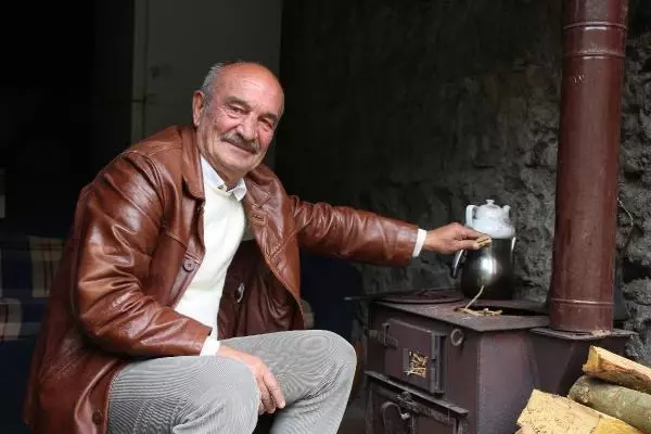 'Rize mimarisi' ev geleneği yeniden canlanacak 'Rize mimarisi' ev geleneği yeniden canlanacak