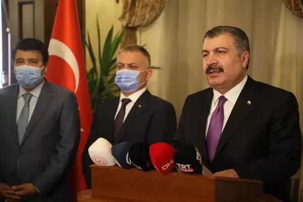 Sağlık Bakanı Koca: Tam kapanmak zorunlu oldu Sağlık Bakanı Koca: Tam kapanmak zorunlu oldu