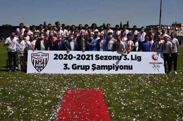 Şampiyon Somaspor kupasına kavuştu Şampiyon Somaspor kupasına kavuştu