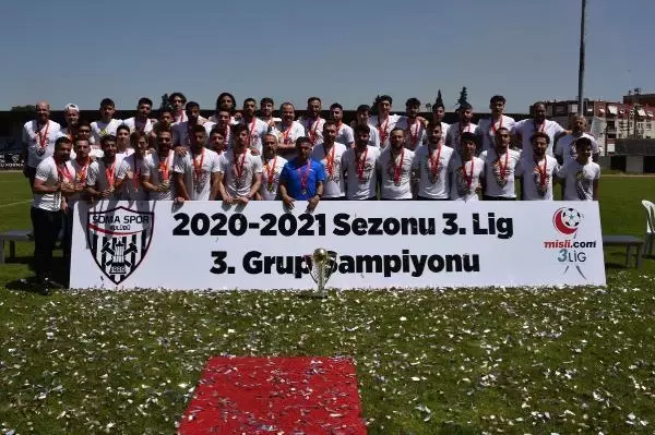 Şampiyon Somaspor kupasına kavuştu Şampiyon Somaspor kupasına kavuştu