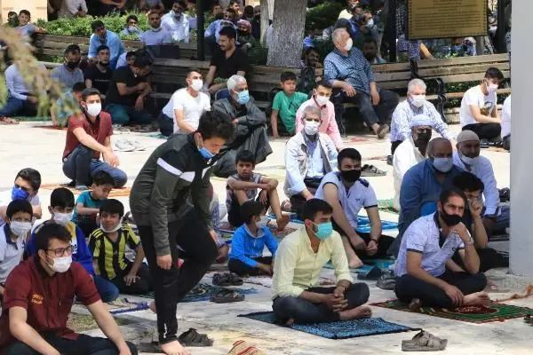 Şanlıurfa'da cadde ve sokaklarda sessizlik hakim