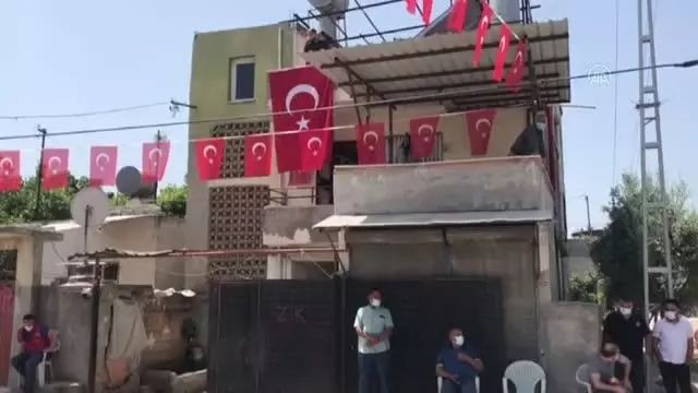 Son dakika haber | Şehit uzman çavuş Mehmet Kırmızı'nın ailesine şehadet haber verildi Son dakika haber | Şehit uzman çavuş Mehmet Kırmızı'nın ailesine şehadet haber verildi