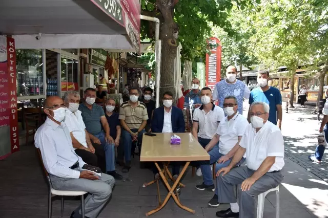 Şehzadeler'den esnafa 1 milyon 458 bin TL'lik destek Şehzadeler'den esnafa 1 milyon 458 bin TL'lik destek