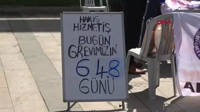 Sendikadan belediyeye siyah çelenk Sendikadan belediyeye siyah çelenk