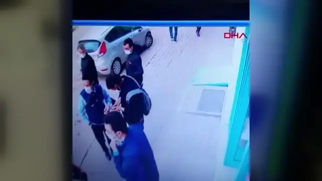 SİVAS MARKET ALIŞVERİŞİ İSTİSMARCILARI ZABITAYA YAKALANDI SİVAS MARKET ALIŞVERİŞİ İSTİSMARCILARI ZABITAYA YAKALANDI