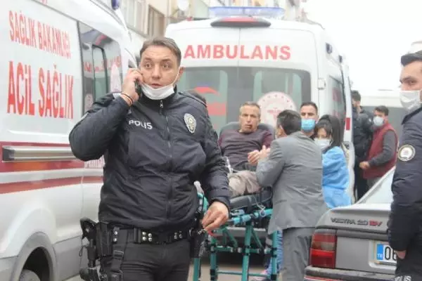 İki kişiyi sokak ortasında vuran saldırganın yeni görüntüleri ortaya çıktı İki kişiyi sokak ortasında vuran saldırganın yeni görüntüleri ortaya çıktı