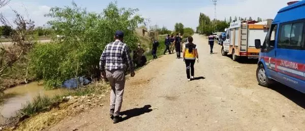 Suya düşen Eymen öldü; köylüler, kanal çevresindeki çitlerin çaldığını öne sürdü