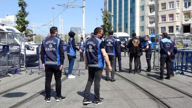 Taksim ve İstiklal Caddesi'nde tam kapanma denetimi Taksim ve İstiklal Caddesi'nde tam kapanma denetimi