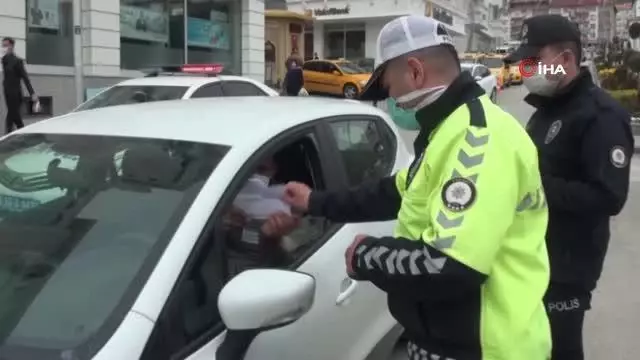 'Tam kapanma'da ekiplerden sıkı denetim 'Tam kapanma'da ekiplerden sıkı denetim