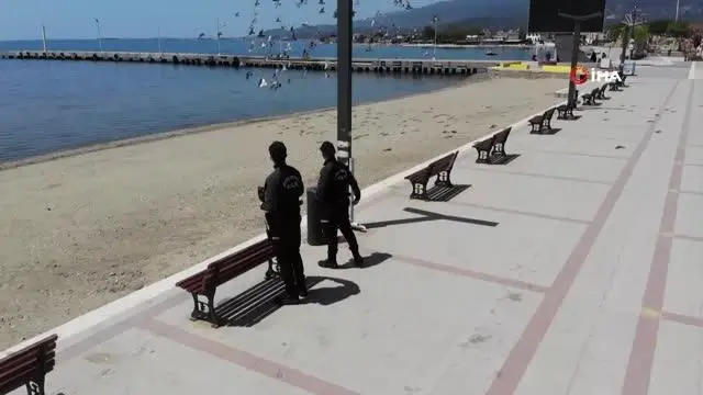Besni'de tam kapanma başladı Besni'de tam kapanma başladı