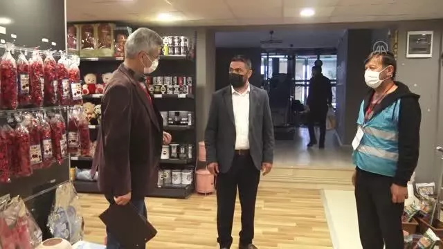 Tam kapanma sürecinde zincir marketlerdeki bazı ürünlerin satışı yasaklandı Tam kapanma sürecinde zincir marketlerdeki bazı ürünlerin satışı yasaklandı