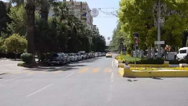Tam kapanma sürecinin ilk gününde sessizlik hakim Tam kapanma sürecinin ilk gününde sessizlik hakim