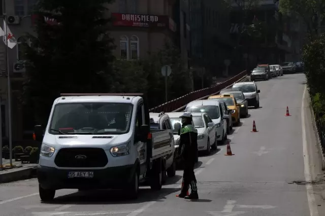 Tam kapanmada kısıtlamaya uymayanlara ceza yağdı: 'Bana soru sorma' Tam kapanmada kısıtlamaya uymayanlara ceza yağdı: 'Bana soru sorma'