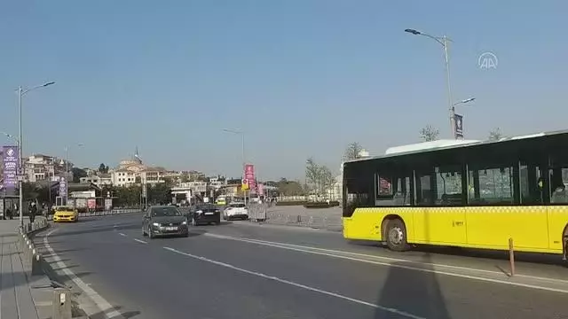 İstanbul 'tam kapanma'nın ilk gününe sakin başladı İstanbul 'tam kapanma'nın ilk gününe sakin başladı