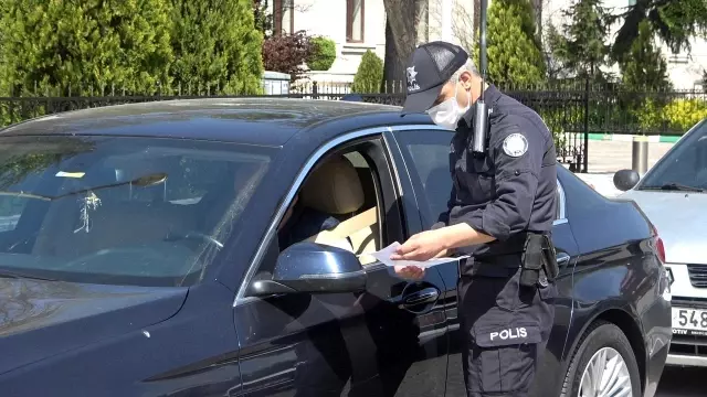 Besni'de tam kapanma başladı Besni'de tam kapanma başladı