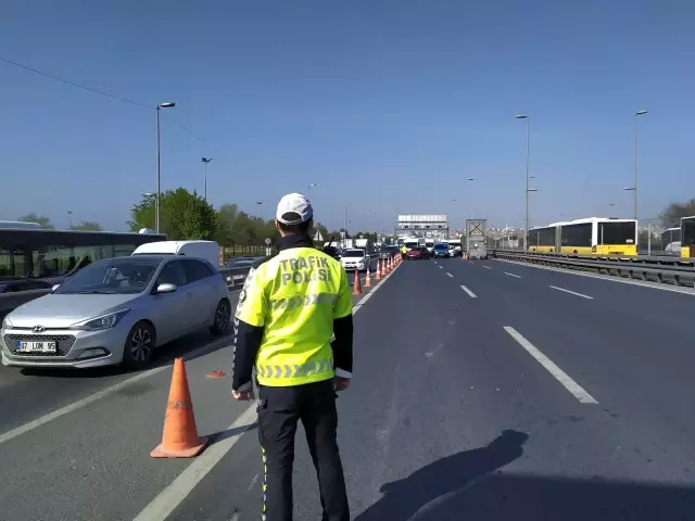 Tam kapanmanın ilk gününde E-5'te denetim Tam kapanmanın ilk gününde E-5'te denetim