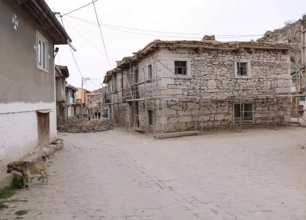 Tarihi binlerce yıl öncesine dayanan Ayazini ayağa kaldırılıyor Tarihi binlerce yıl öncesine dayanan Ayazini ayağa kaldırılıyor