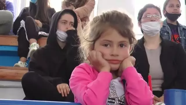 TİKA, Arnavutluk'taki ihtiyaç sahibi yetim ailelere ramazan yardımı yaptı TİKA, Arnavutluk'taki ihtiyaç sahibi yetim ailelere ramazan yardımı yaptı