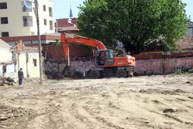 Turgutlu'da asfaltlama çalışmaları başlıyor Turgutlu'da asfaltlama çalışmaları başlıyor