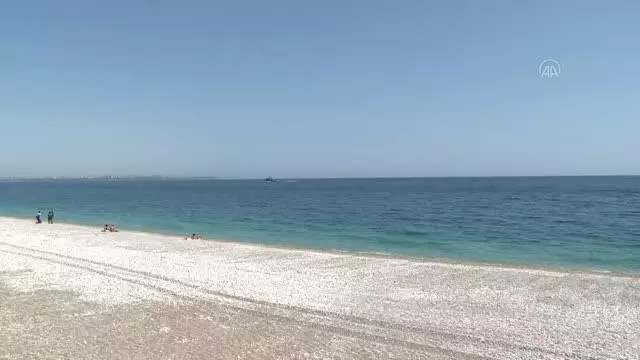 (DRONE) Turizm merkezi Antalya, 'tam kapanma'nın ilk gününde sessizliğe büründü (DRONE) Turizm merkezi Antalya, 'tam kapanma'nın ilk gününde sessizliğe büründü