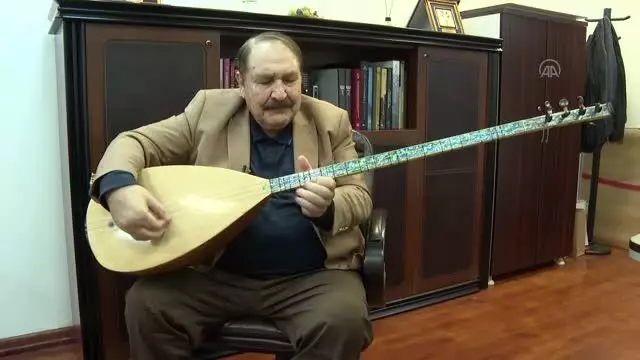 TÜRKÜLERE SES VERENLER - Halk ozanı Hilmi Şahballı: 'Türkülerimiz bize yol gösteren öğretmendir' (1) TÜRKÜLERE SES VERENLER - Halk ozanı Hilmi Şahballı: 'Türkülerimiz bize yol gösteren öğretmendir' (1)