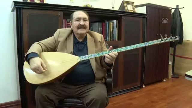 TÜRKÜLERE SES VERENLER - Halk ozanı Hilmi Şahballı: 'Türkülerimiz bize yol gösteren öğretmendir' (1) TÜRKÜLERE SES VERENLER - Halk ozanı Hilmi Şahballı: 'Türkülerimiz bize yol gösteren öğretmendir' (1)