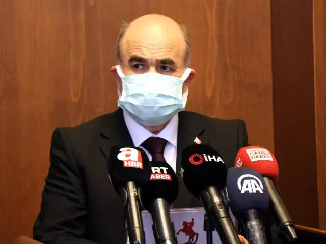 Vali Dağlı tam kapanmadaki ilk gün yoğunluğunu değerlendirdi Vali Dağlı tam kapanmadaki ilk gün yoğunluğunu değerlendirdi