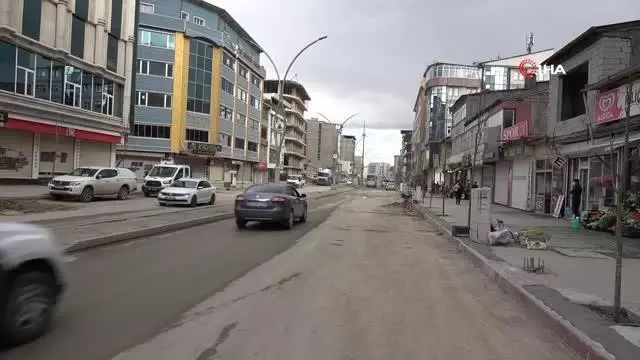 Yüksekova'da tam kapanmanın 1. günü sakin geçti Yüksekova'da tam kapanmanın 1. günü sakin geçti