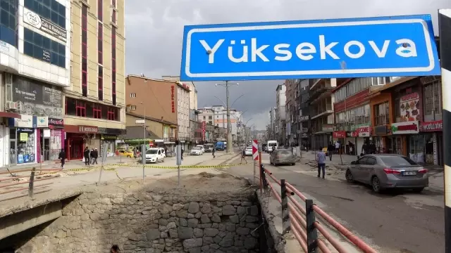 Yüksekova'da tam kapanmanın 1. günü sakin geçti Yüksekova'da tam kapanmanın 1. günü sakin geçti