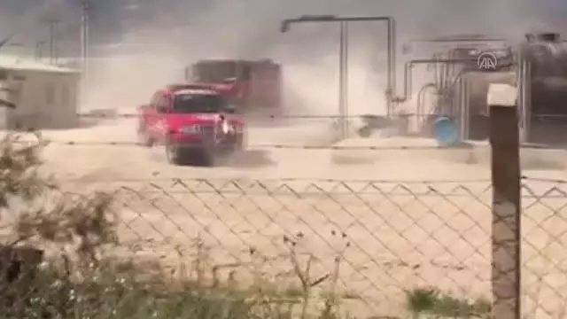 Zift yapım tesisinde çıkan yangın söndürüldü Zift yapım tesisinde çıkan yangın söndürüldü