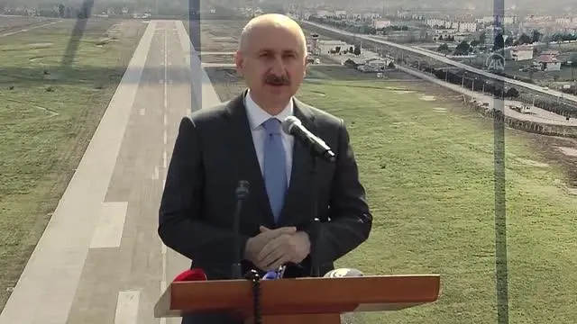 Ulaştırma ve Altyapı Bakanı Karaismailoğlu Zonguldak Çaycuma Havalimanı'nda konuştu Açıklaması Ulaştırma ve Altyapı Bakanı Karaismailoğlu Zonguldak Çaycuma Havalimanı'nda konuştu Açıklaması