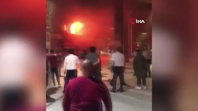 Adana'da otogarda yangın Adana'da otogarda yangın