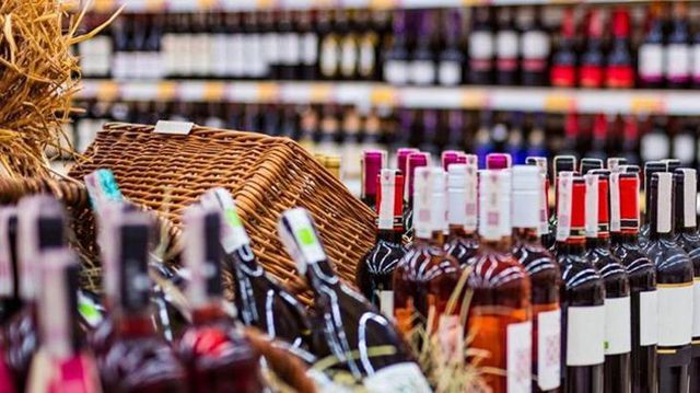 alkol yasagiyla ilgili belirsizlik devam ediyor 14103187 3077 o