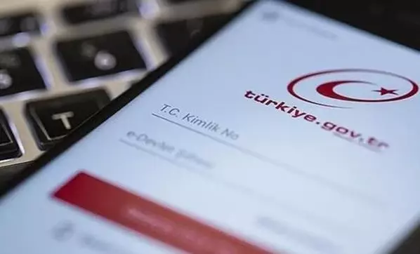 Tam kapanmada şu ana kadar 691 bin 890 kişi e-Devlet'ten izin belgesi aldı Tam kapanmada şu ana kadar 691 bin 890 kişi e-Devlet'ten izin belgesi aldı