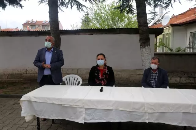 Belediye işçileri 1 Mayıs'ı kutladı Belediye işçileri 1 Mayıs'ı kutladı