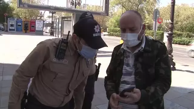 Hak-İş üyelerinden sağlık çalışanlarına karanfil
