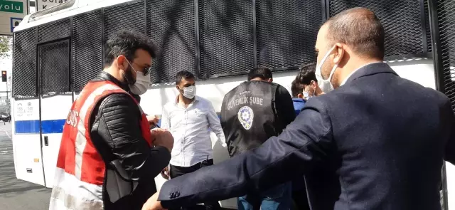 Harbiye'den Taksim'e çıkmak isteyen gruba müdahale