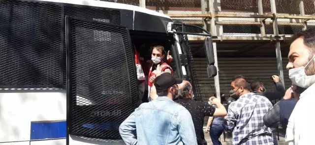 Harbiye'den Taksim'e çıkmak isteyen gruba müdahale