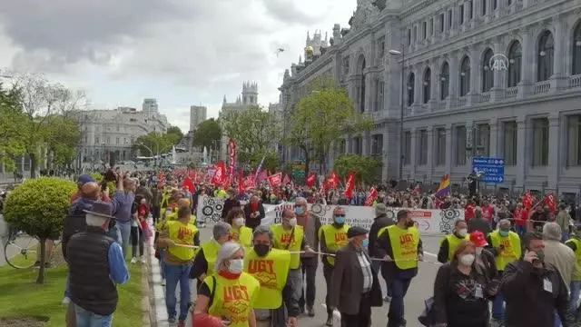 İspanya'da 1 Mayıs Emek ve Dayanışma Günü kutlandı